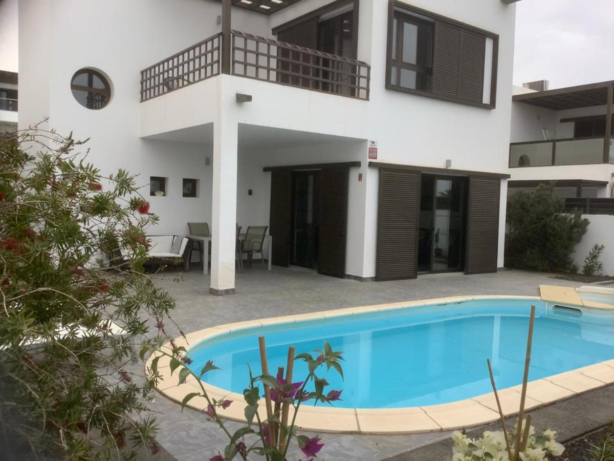 Modern With Sea Views Villa *