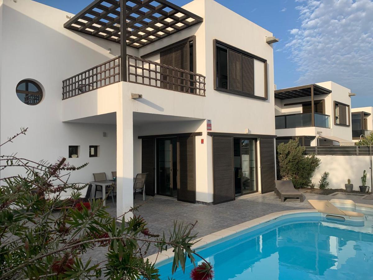 Villa Modern With Sea Views