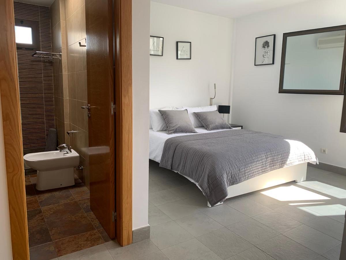 Modern With Sea Views *